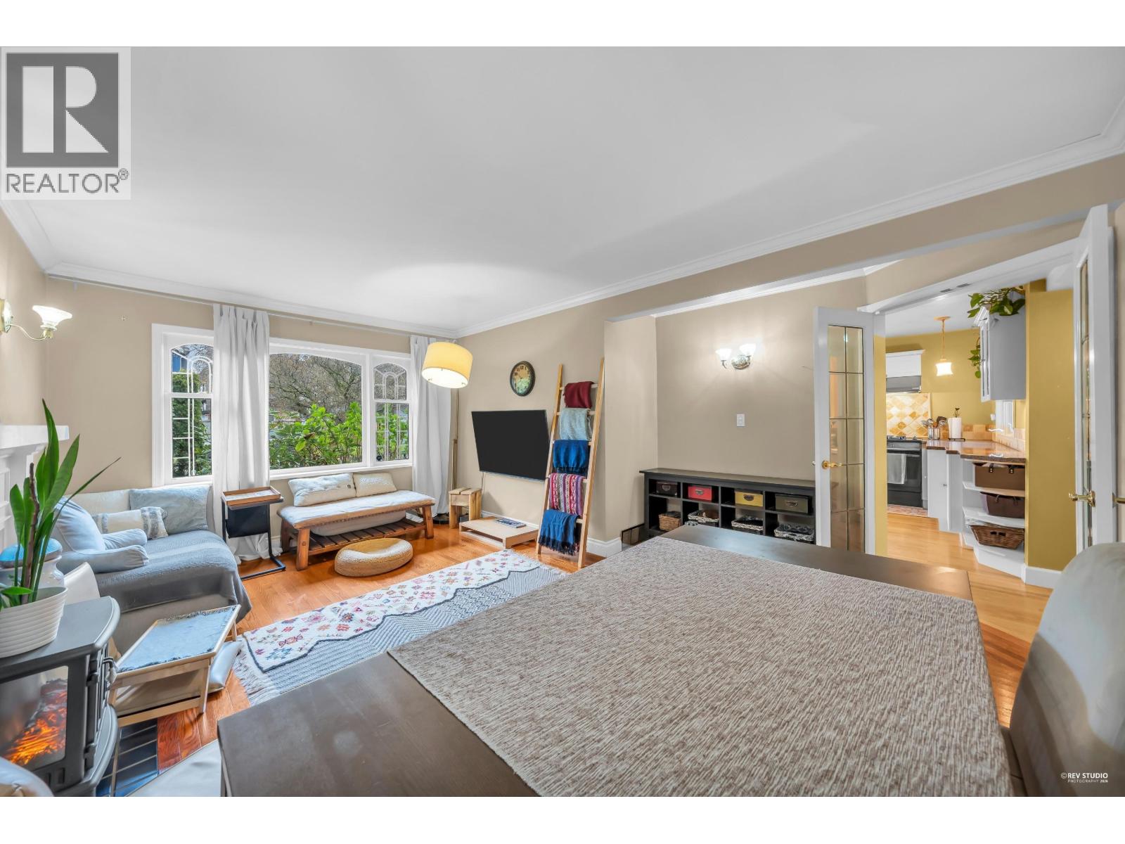 378 E 59th Avenue, Vancouver, British Columbia  V5X 1X9 - Photo 3 - R3111800