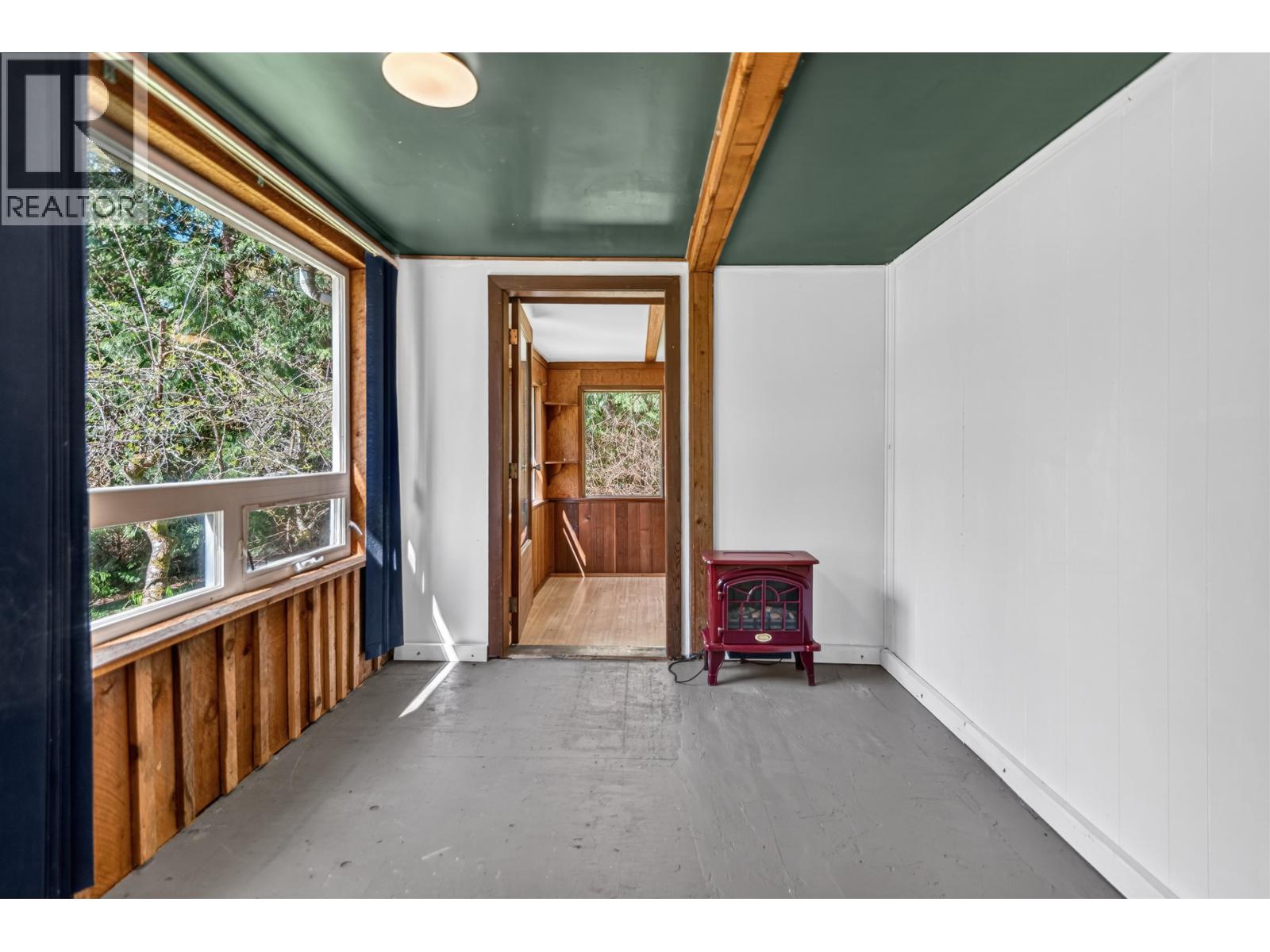 8200 Redrooffs Road, Halfmoon Bay, British Columbia V7Z 1E2 - Photo 23 - R3111808