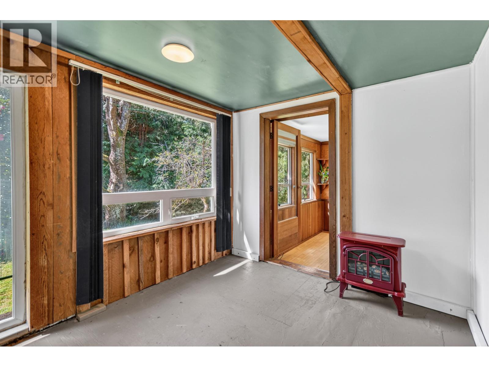 8200 Redrooffs Road, Halfmoon Bay, British Columbia V7Z 1E2 - Photo 24 - R3111808