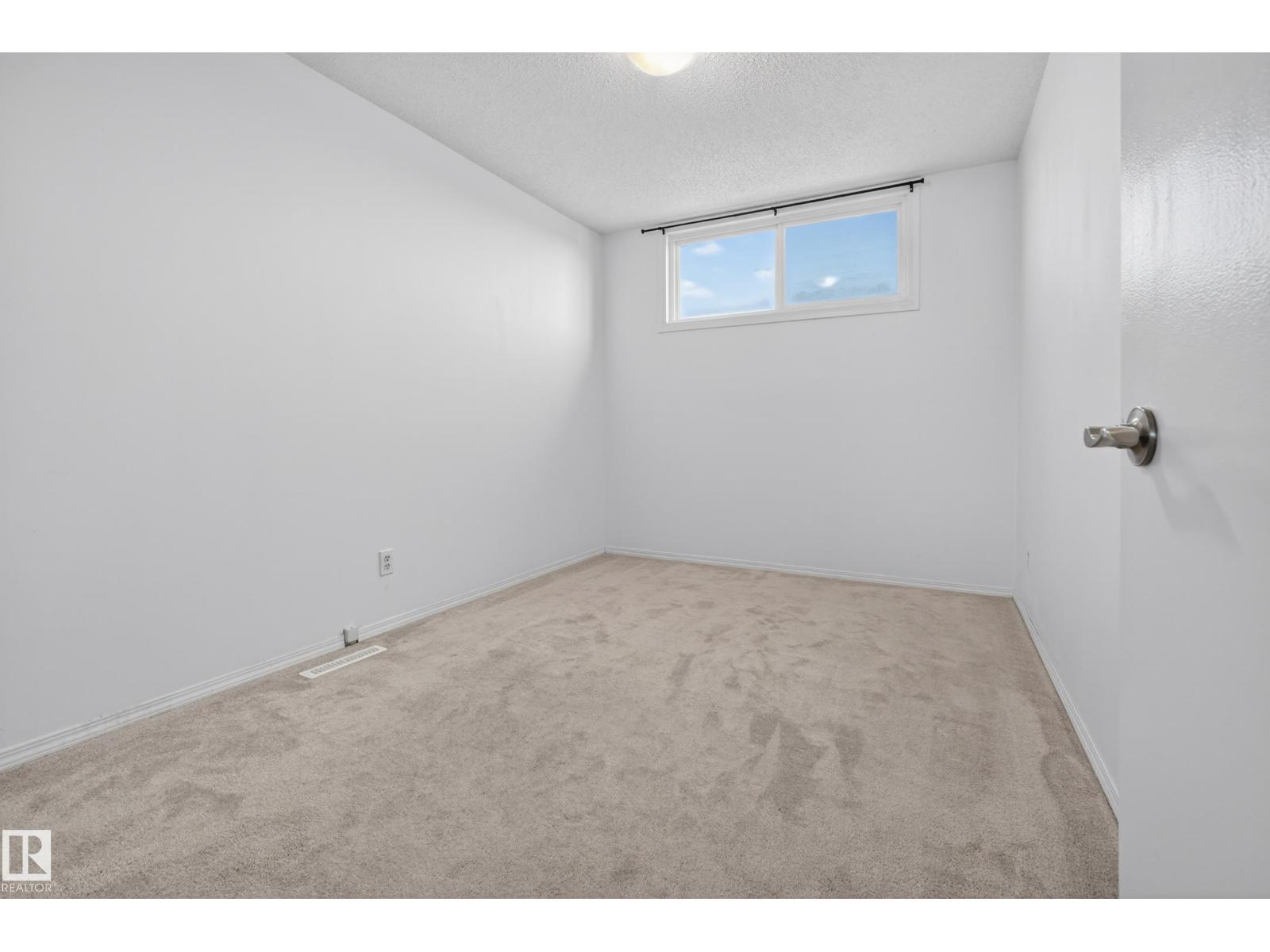 #e 16315 89 Av Nw, Edmonton, Alberta  T5R 4S1 - Photo 19 - E4482396