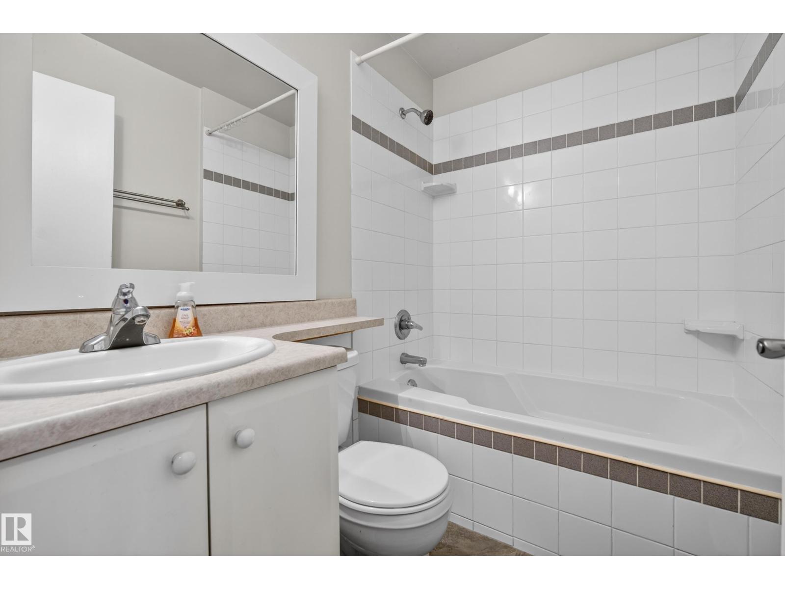 #e 16315 89 Av Nw, Edmonton, Alberta  T5R 4S1 - Photo 21 - E4482396