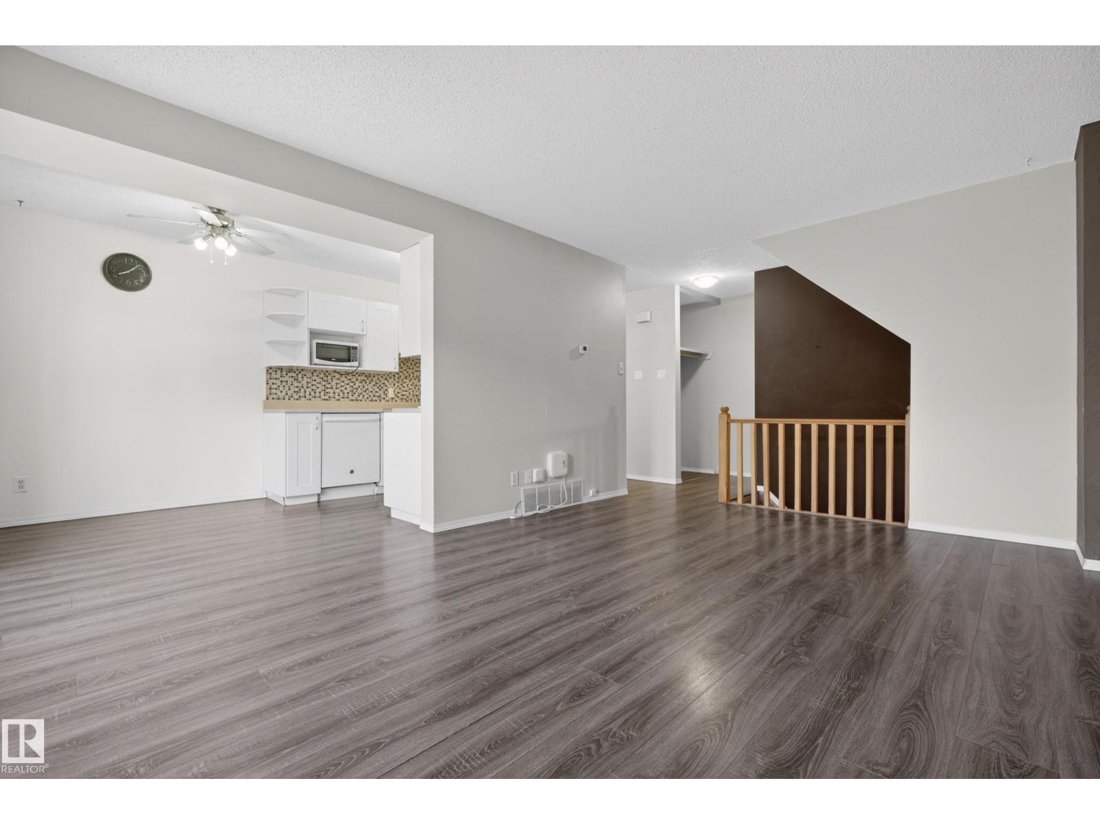 #e 16315 89 Av Nw, Edmonton, Alberta  T5R 4S1 - Photo 6 - E4482396