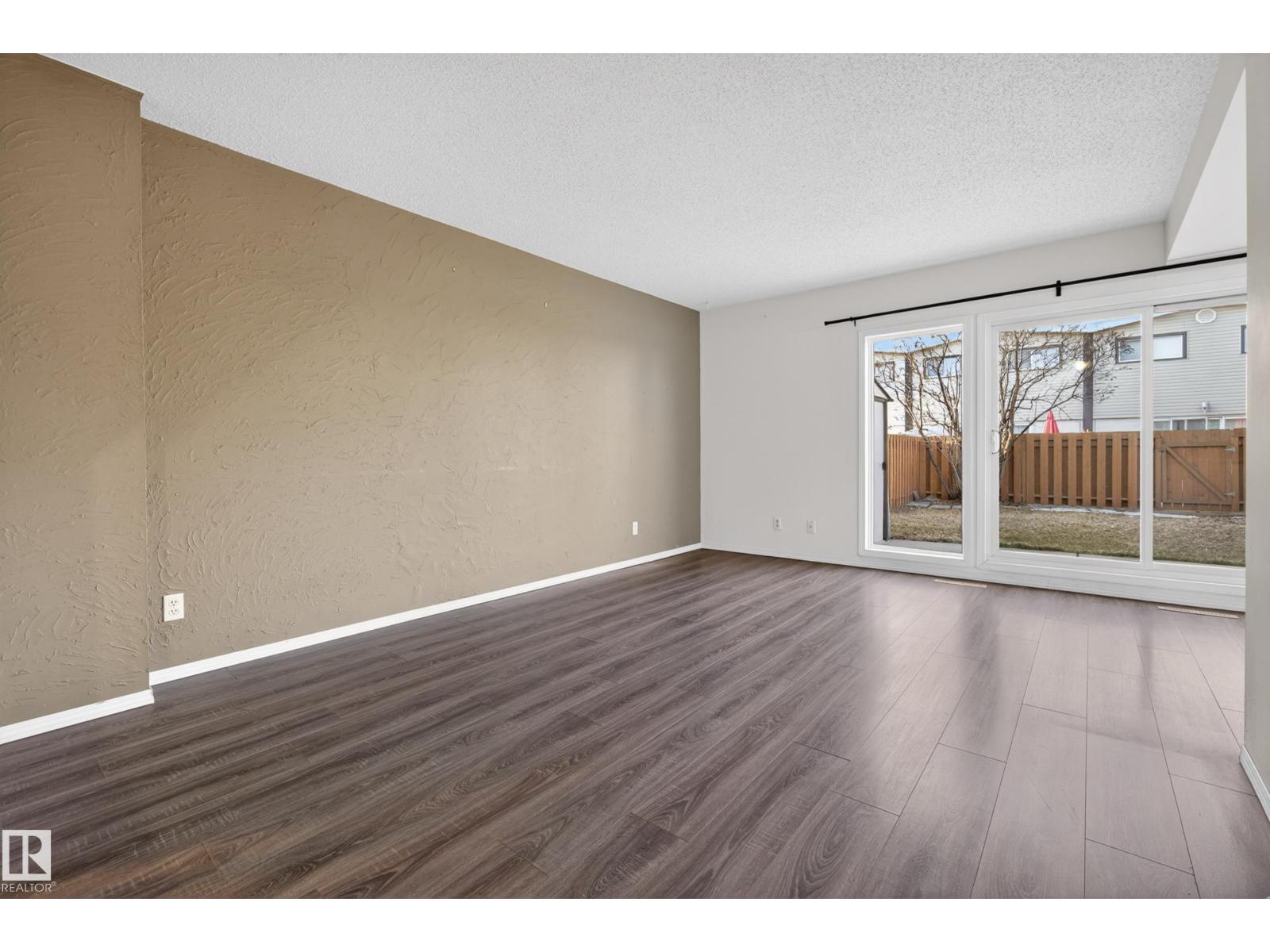 #e 16315 89 Av Nw, Edmonton, Alberta  T5R 4S1 - Photo 7 - E4482396