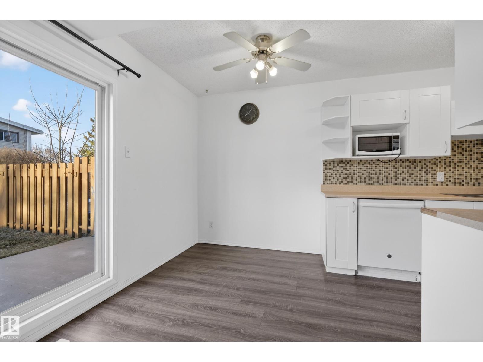 #e 16315 89 Av Nw, Edmonton, Alberta  T5R 4S1 - Photo 9 - E4482396