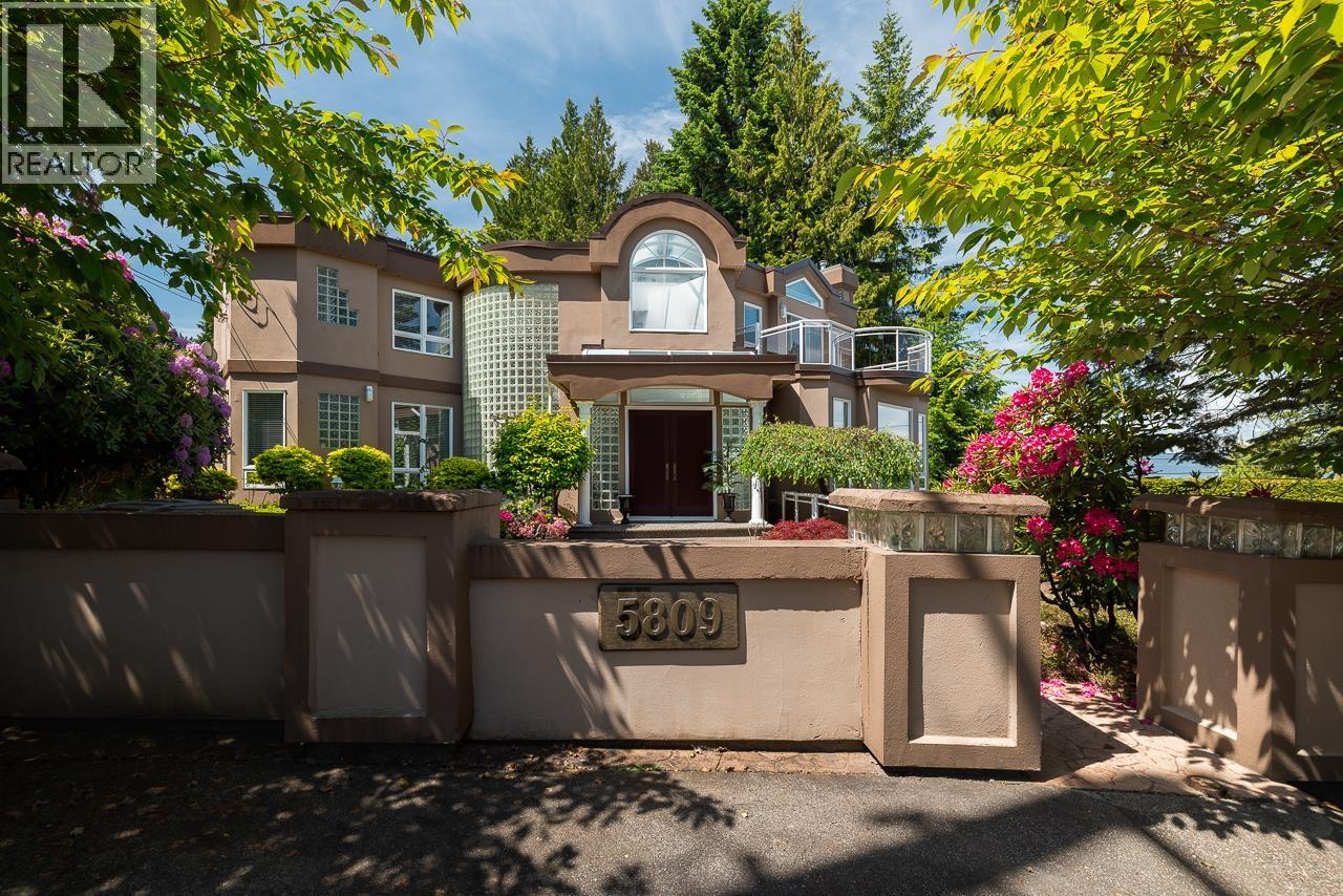 5809 Sperling Avenue, Burnaby, British Columbia V5E 2T6 - Photo 1 - R3111832