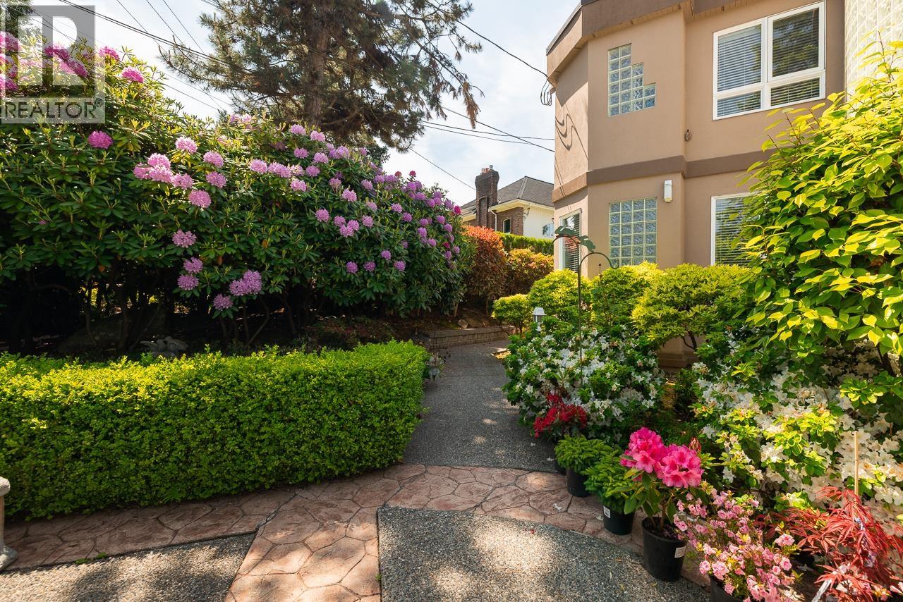 5809 Sperling Avenue, Burnaby, British Columbia V5E 2T6 - Photo 9 - R3111832