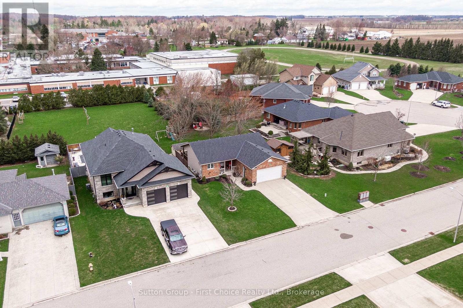 4108 Baier Court, West Perth, Ontario N0K 1N0 - Photo 35 - X13002924