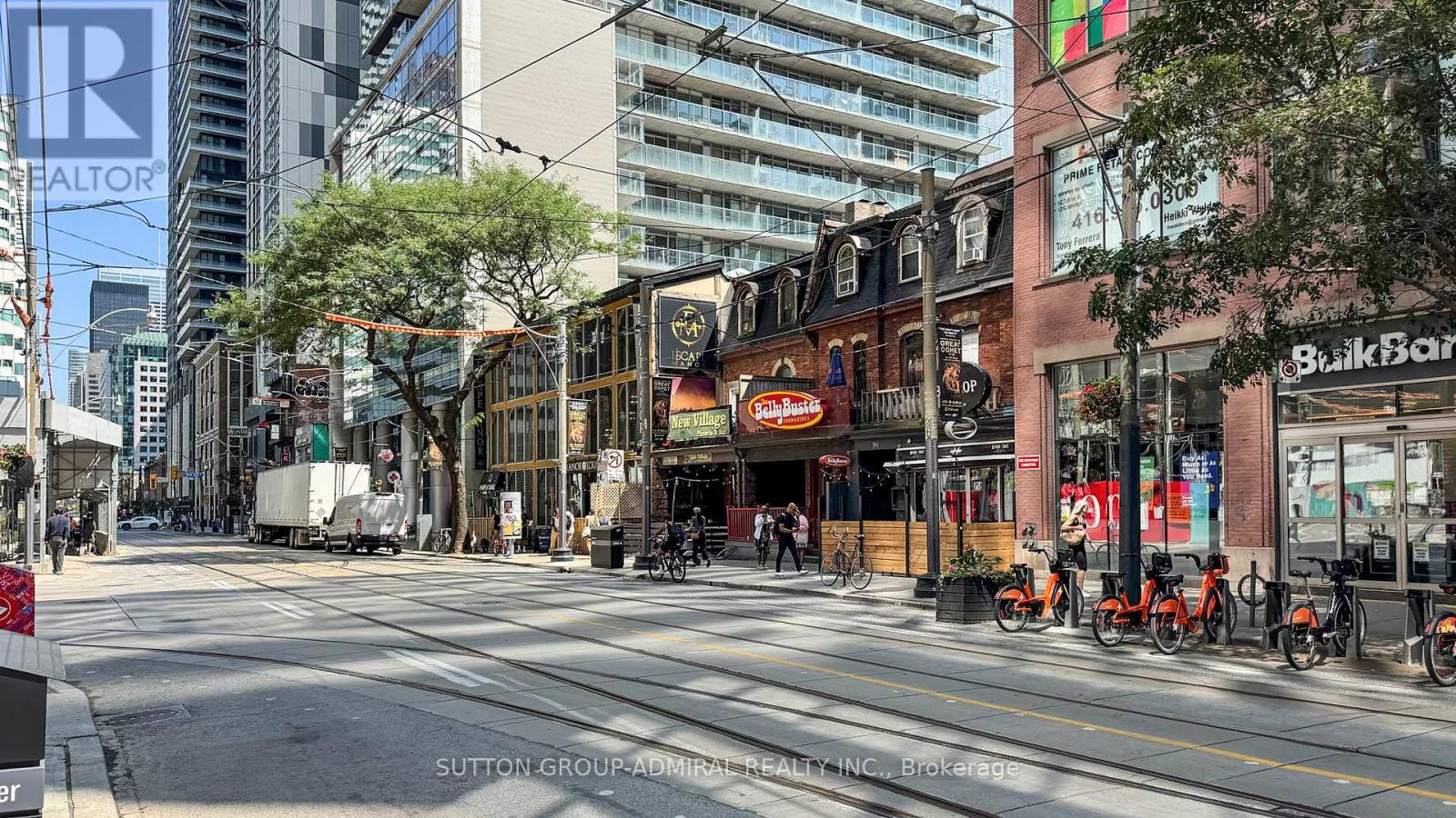 703 - 393 King Street W, Toronto, Ontario  M5V 3G8 - Photo 3 - C13002892