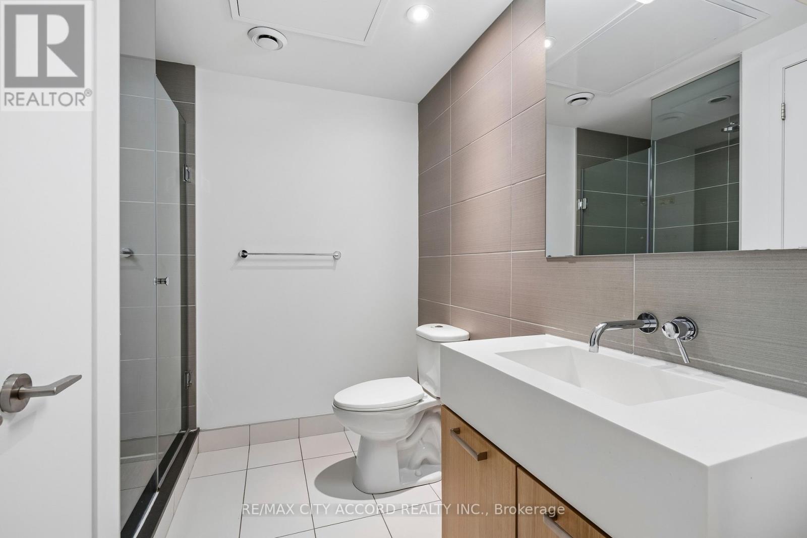 718 - 560 King Street W, Toronto, Ontario  M5V 1M3 - Photo 10 - C13002948