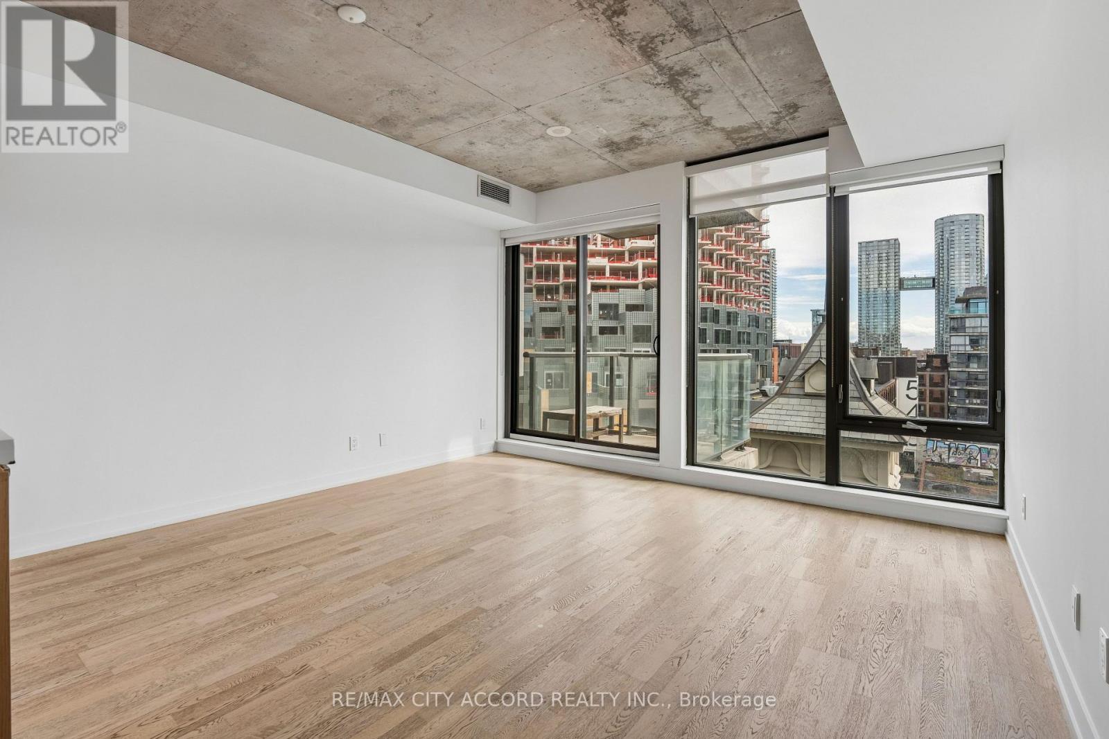 718 - 560 King Street W, Toronto, Ontario  M5V 1M3 - Photo 19 - C13002948