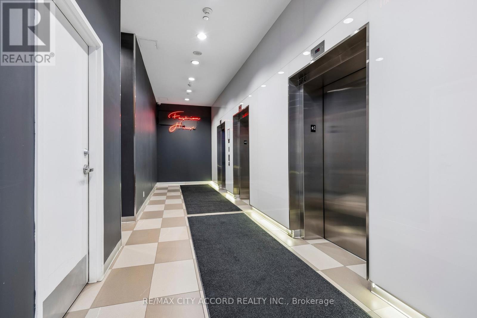 718 - 560 King Street W, Toronto, Ontario  M5V 1M3 - Photo 7 - C13002948