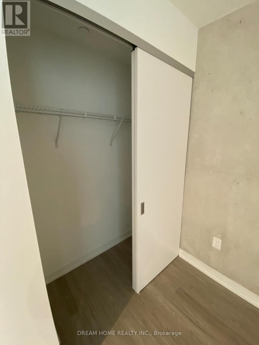 707 - 195 Mccaul Street, Toronto, Ontario  M5T 1W6 - Photo 3 - C13002958