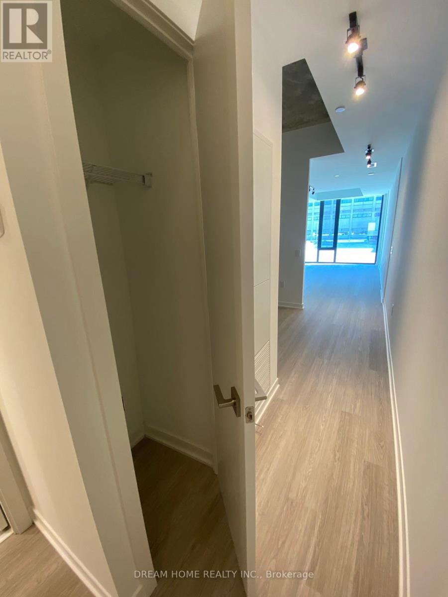 707 - 195 Mccaul Street, Toronto, Ontario  M5T 1W6 - Photo 5 - C13002958