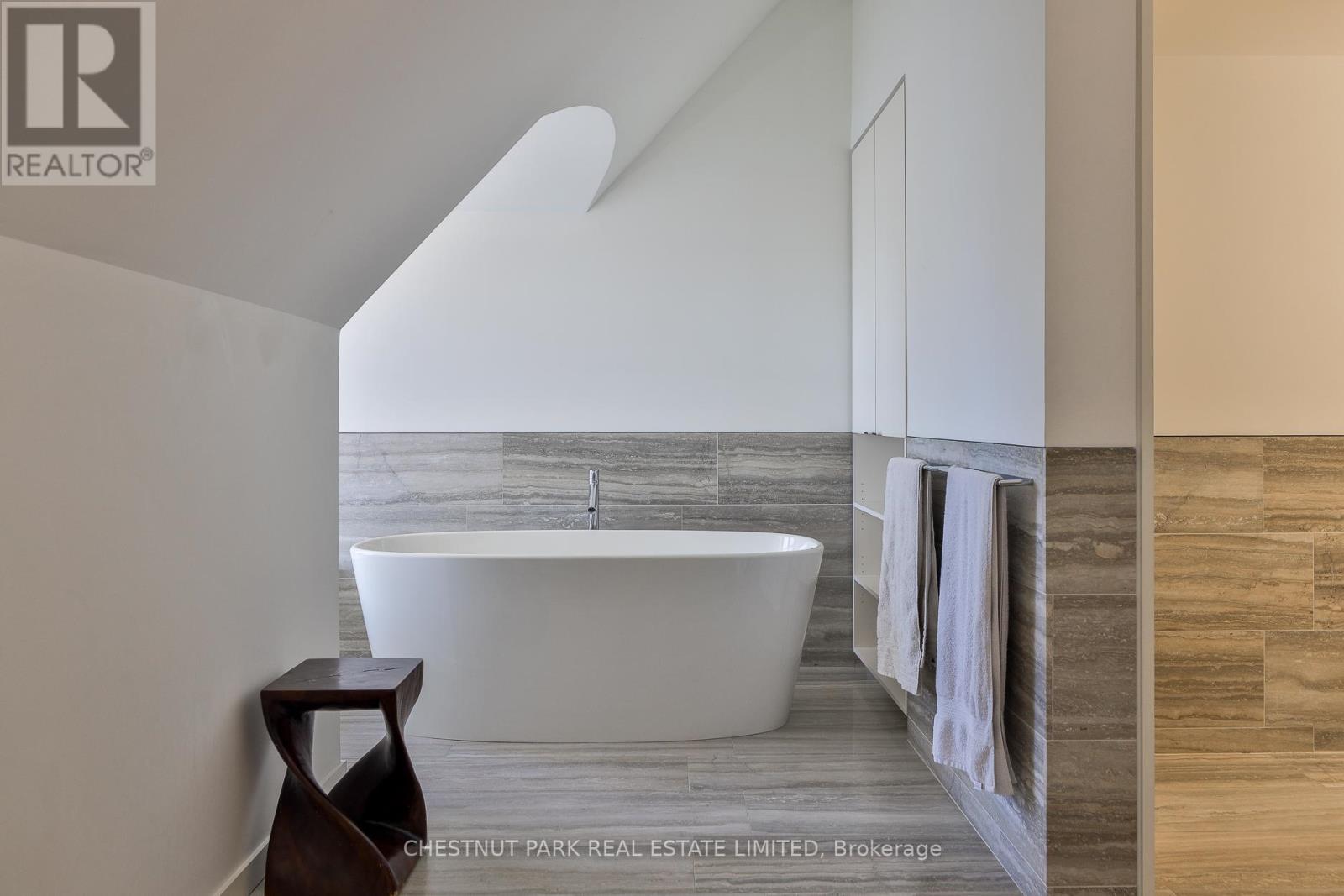 1 Glen Edyth Place, Toronto, Ontario  M4V 2W1 - Photo 22 - C13002968