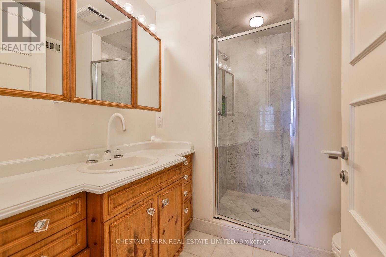 1 Glen Edyth Place, Toronto, Ontario  M4V 2W1 - Photo 26 - C13002968