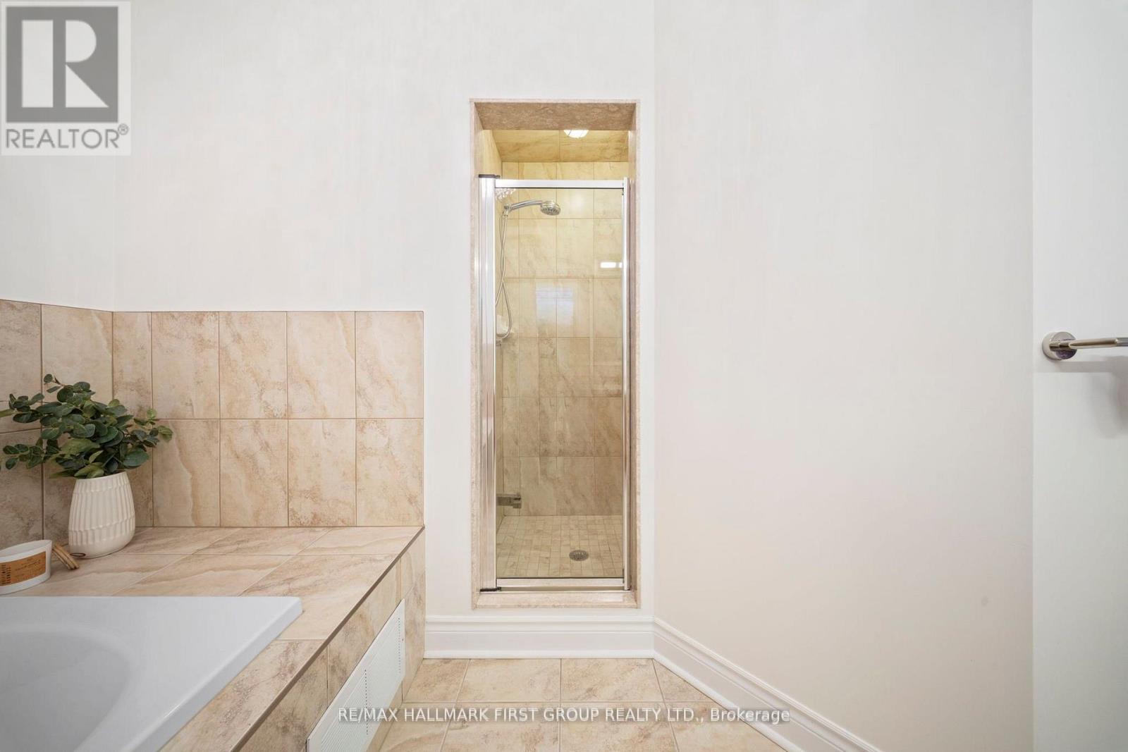 544 George Reynolds Drive, Clarington, Ontario  L1E 2M1 - Photo 26 - E13002890