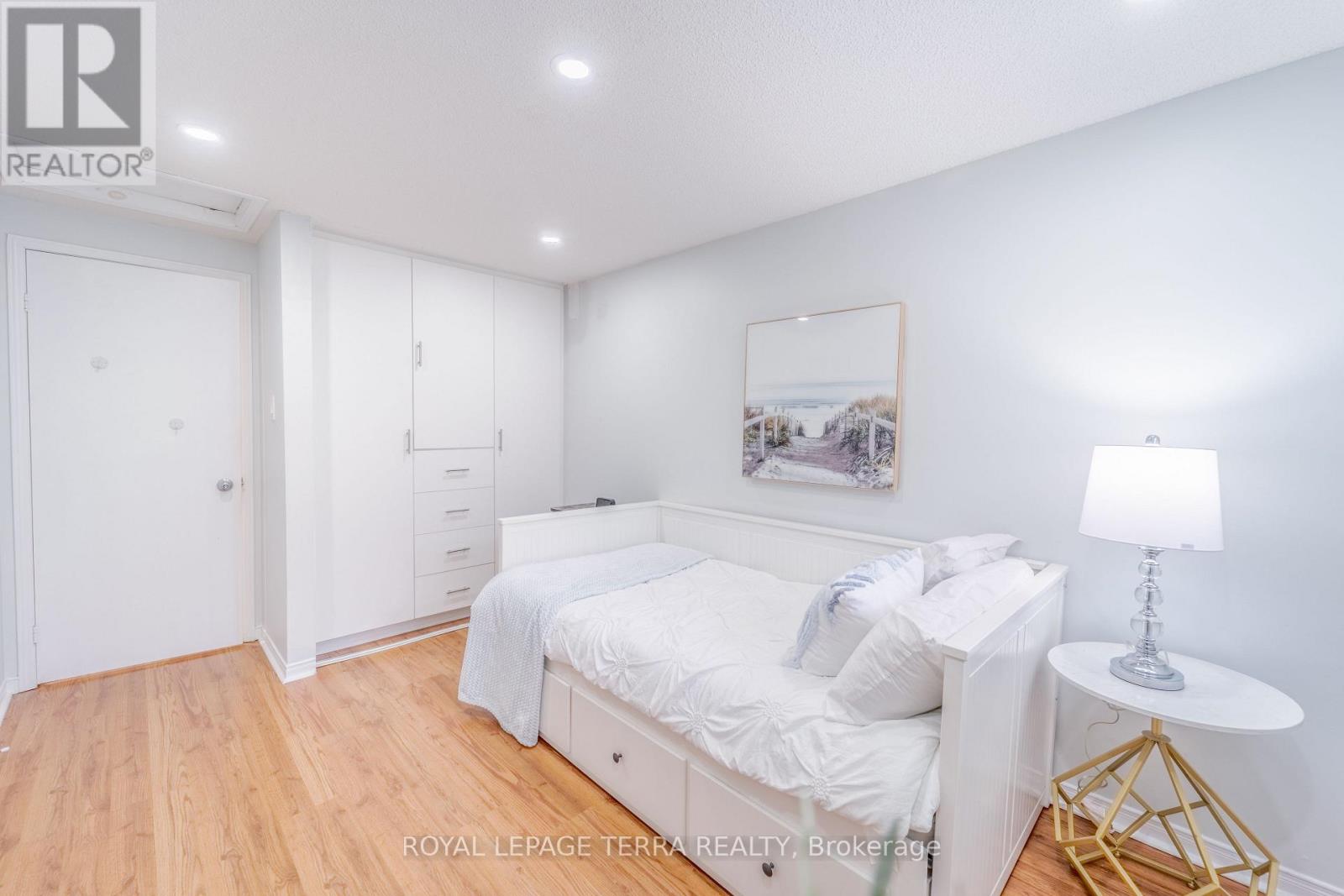 15 Heaver Drive, Whitby, Ontario  L1N 9K4 - Photo 20 - E13002954