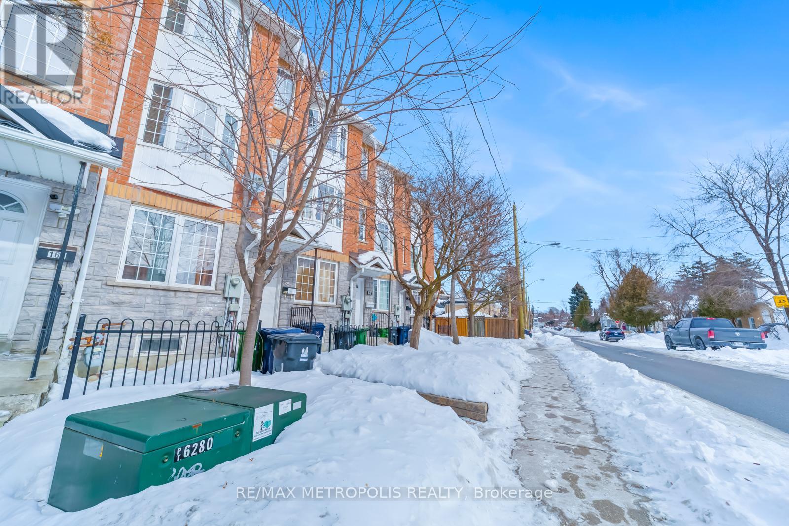 Main - 16b Gower Street, Toronto, Ontario  M4B 3P5 - Photo 13 - E13002956