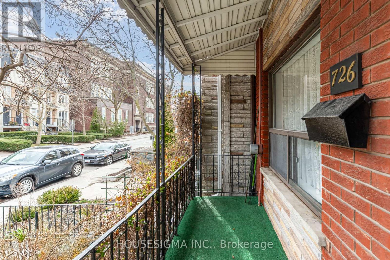 726 Adelaide Street W, Toronto, Ontario  M6J 1B1 - Photo 2 - C13001638