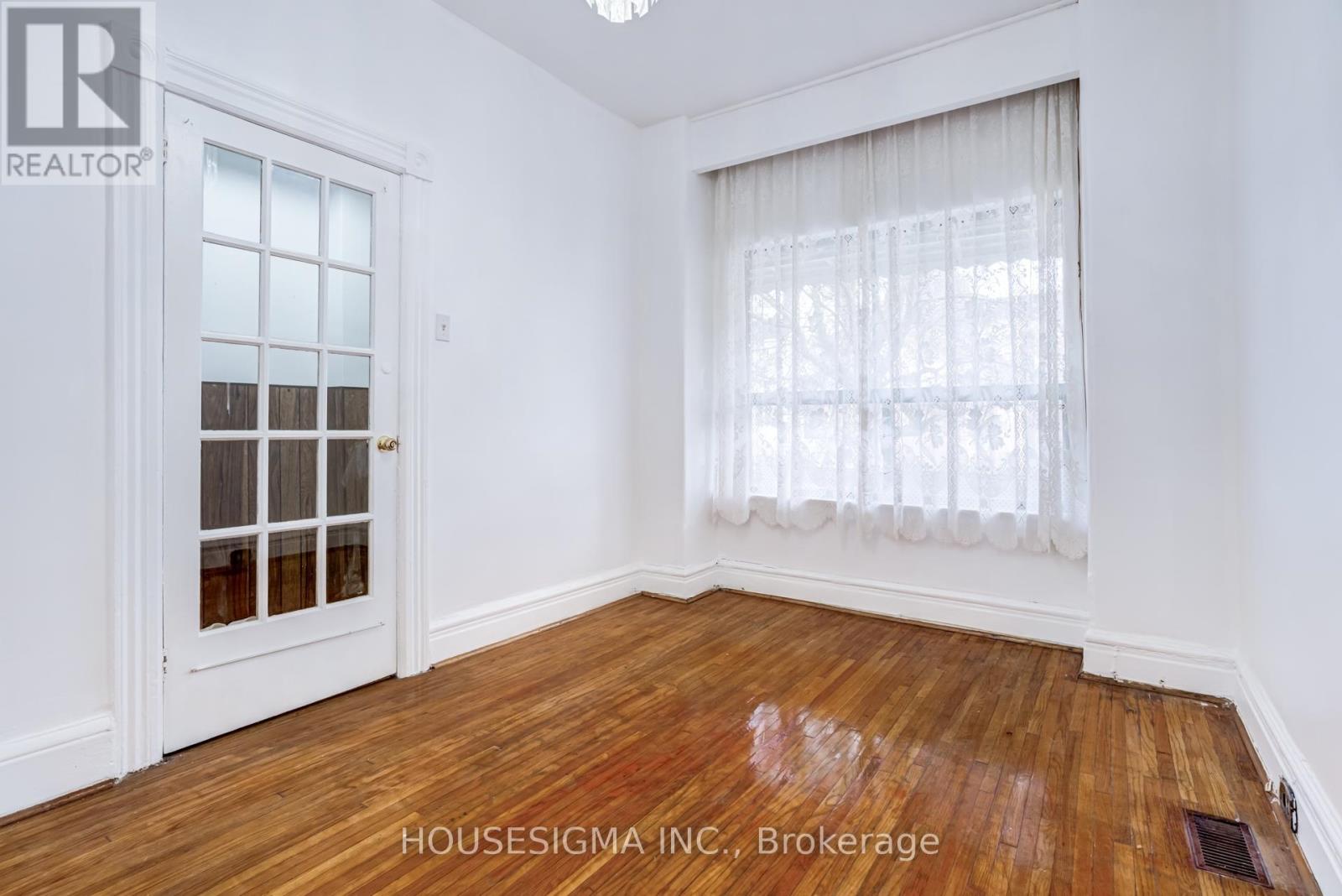 726 Adelaide Street W, Toronto, Ontario  M6J 1B1 - Photo 7 - C13001638