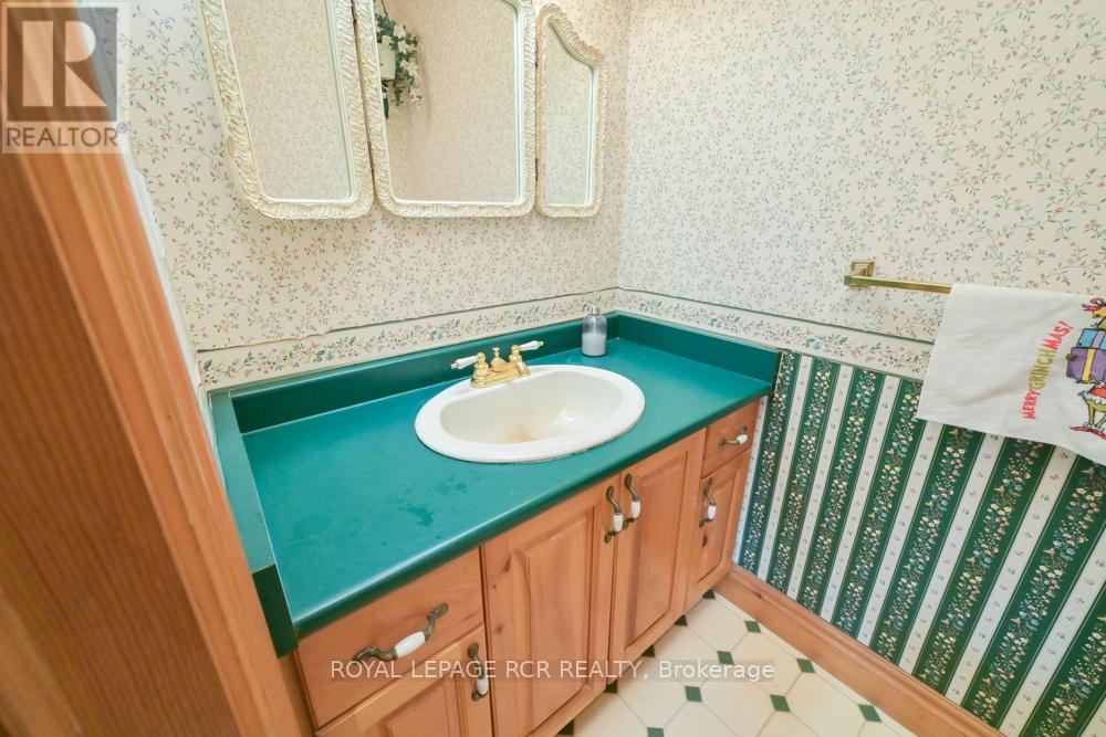 6 Margaret Avenue, Adjala-Tosorontio, Ontario  L0M 1J0 - Photo 10 - N12967756