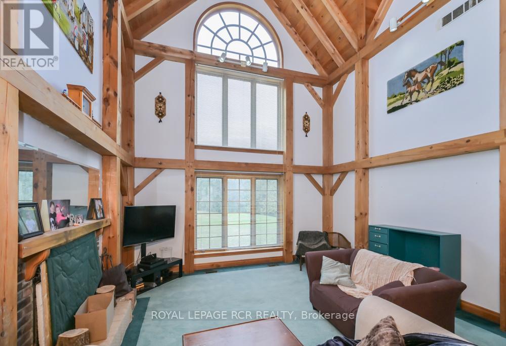 6 Margaret Avenue, Adjala-Tosorontio, Ontario  L0M 1J0 - Photo 5 - N12967756