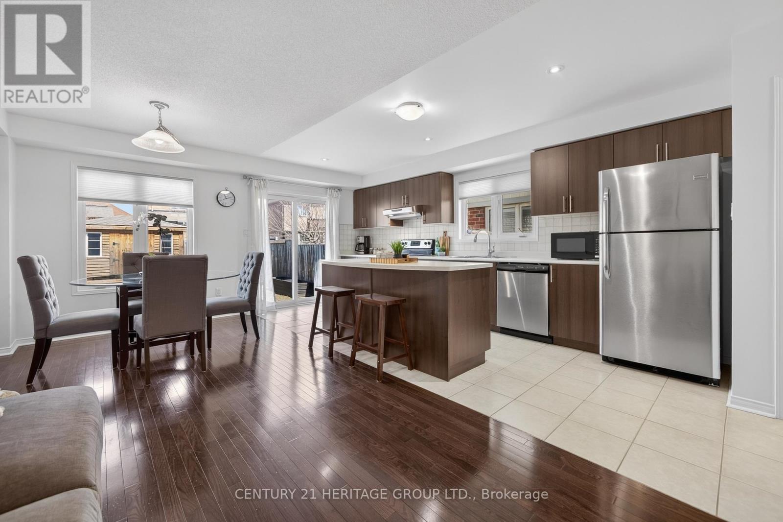 44 Acorn Lane, Bradford West Gwillimbury, Ontario  L3Z 0H6 - Photo 17 - N12975348