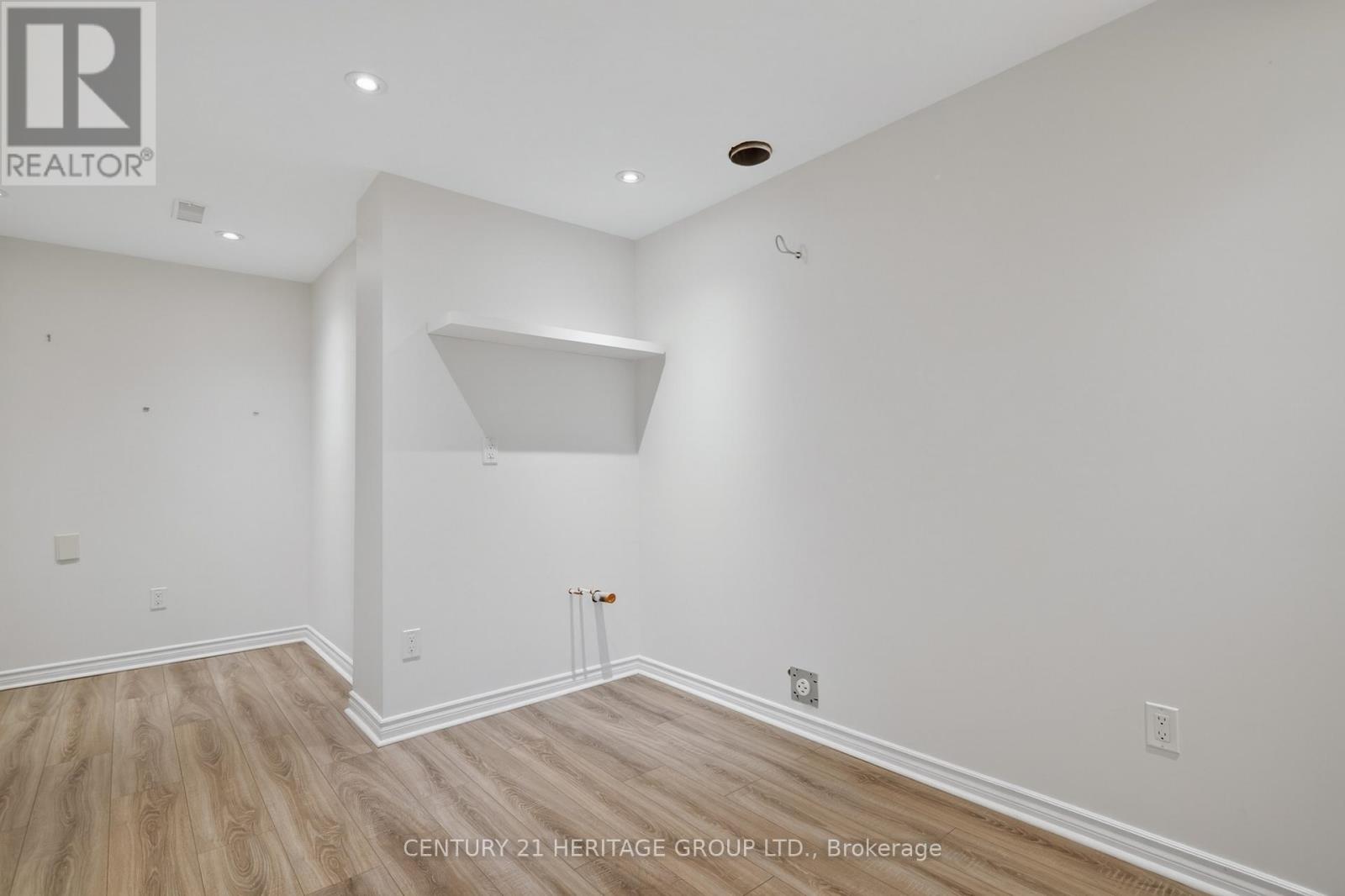 44 Acorn Lane, Bradford West Gwillimbury, Ontario  L3Z 0H6 - Photo 40 - N12975348