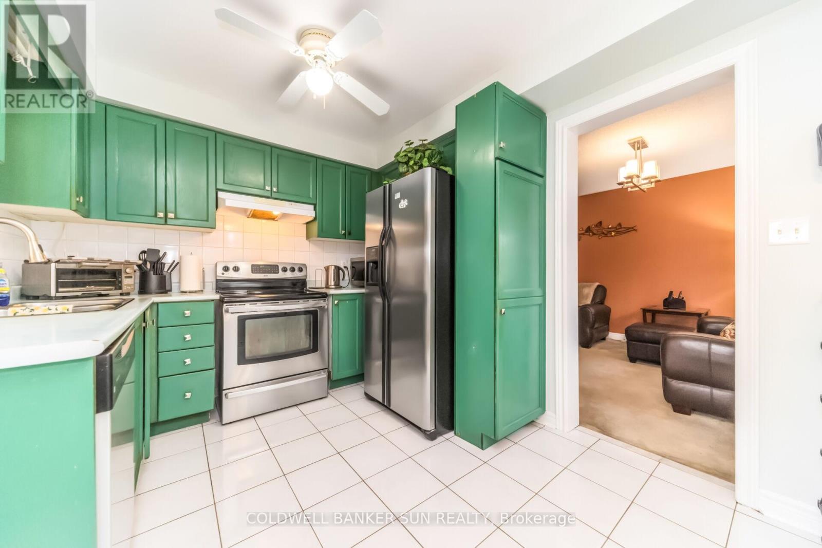 240 Pressed Brick Drive, Brampton, Ontario  L6V 4L3 - Photo 14 - W13000694