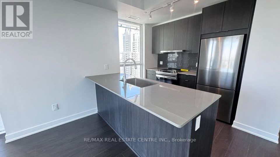 3204 - 4130 Parkside Village Drive, Mississauga, Ontario  L5B 3M8 - Photo 3 - W13002746