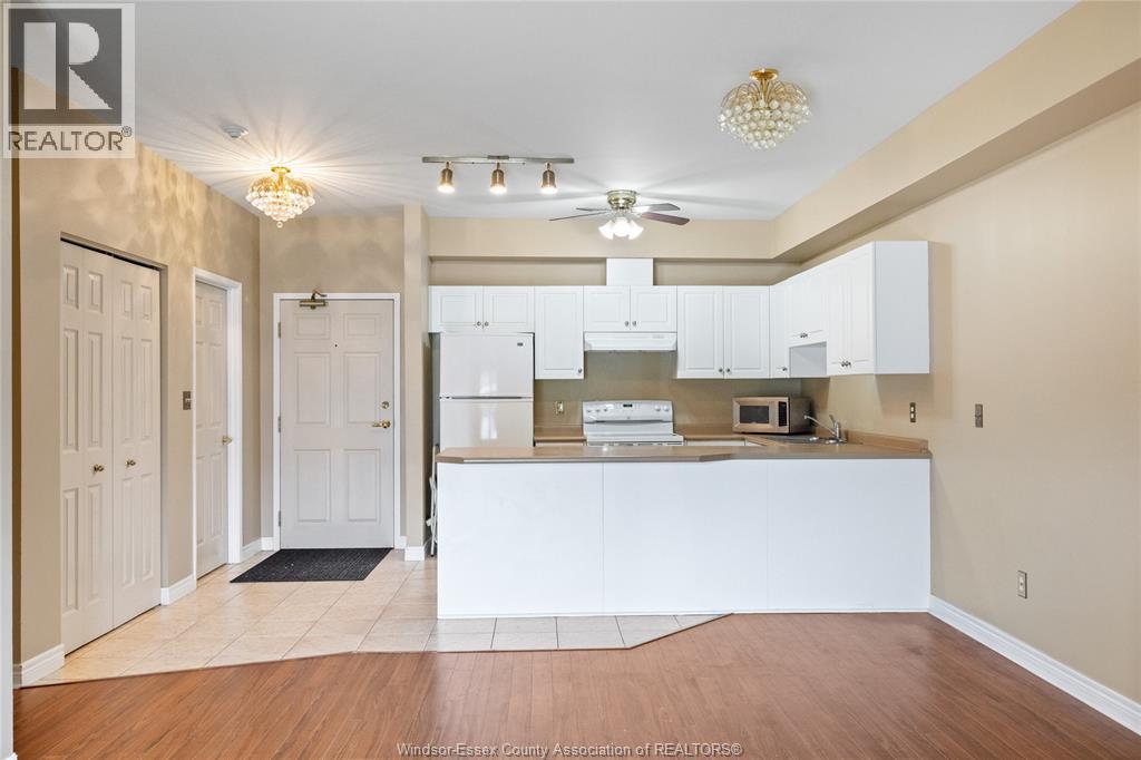 5995 Ellis Street Unit# 104, Lasalle, Ontario  N9H 2P1 - Photo 11 - 26008220