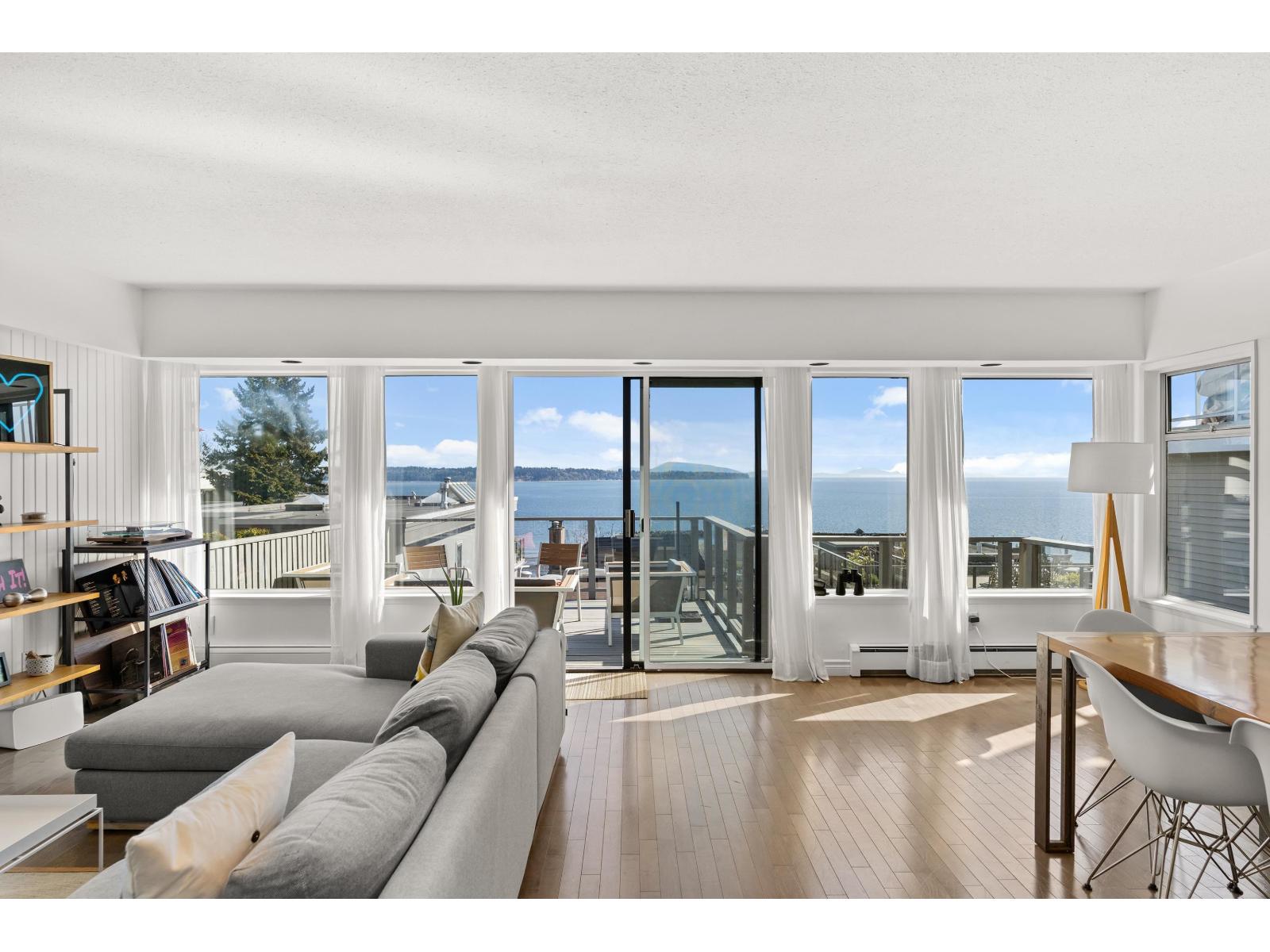 15066 Royal Avenue, White Rock, British Columbia  V4B 1L9 - Photo 10 - R3110965