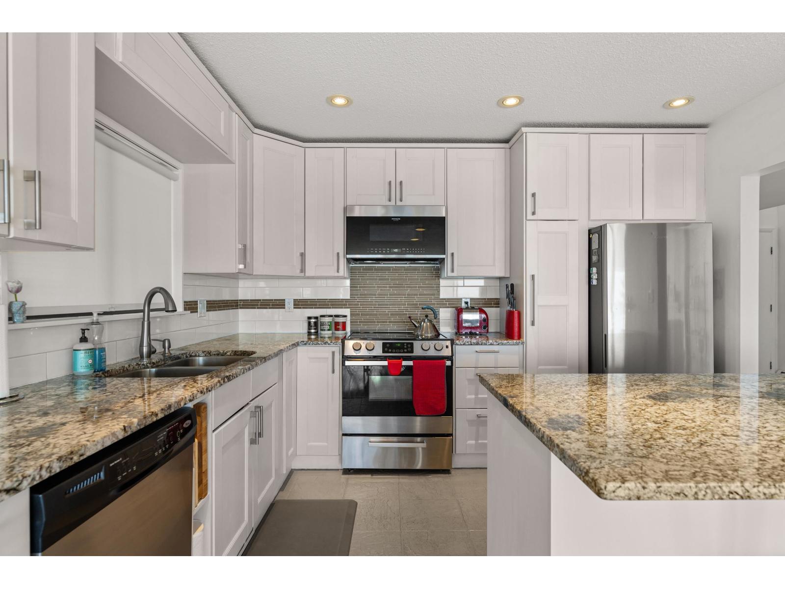 15066 Royal Avenue, White Rock, British Columbia  V4B 1L9 - Photo 17 - R3110965