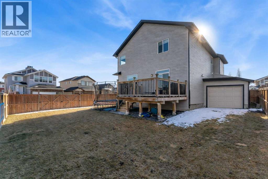 140 Rainbow Falls Heath, Chestermere, Alberta  T1X 0S7 - Photo 4 - A2299687