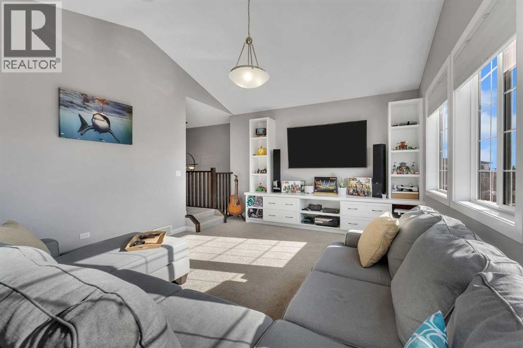 140 Rainbow Falls Heath, Chestermere, Alberta  T1X 0S7 - Photo 31 - A2299687