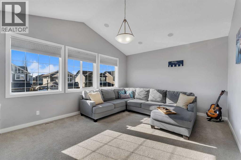 140 Rainbow Falls Heath, Chestermere, Alberta  T1X 0S7 - Photo 30 - A2299687