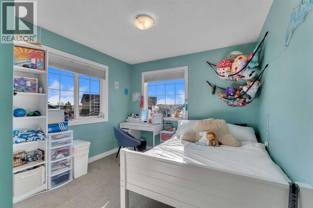 140 Rainbow Falls Heath, Chestermere, Alberta  T1X 0S7 - Photo 33 - A2299687