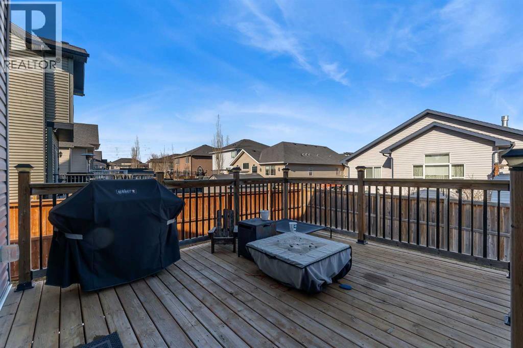 140 Rainbow Falls Heath, Chestermere, Alberta  T1X 0S7 - Photo 37 - A2299687
