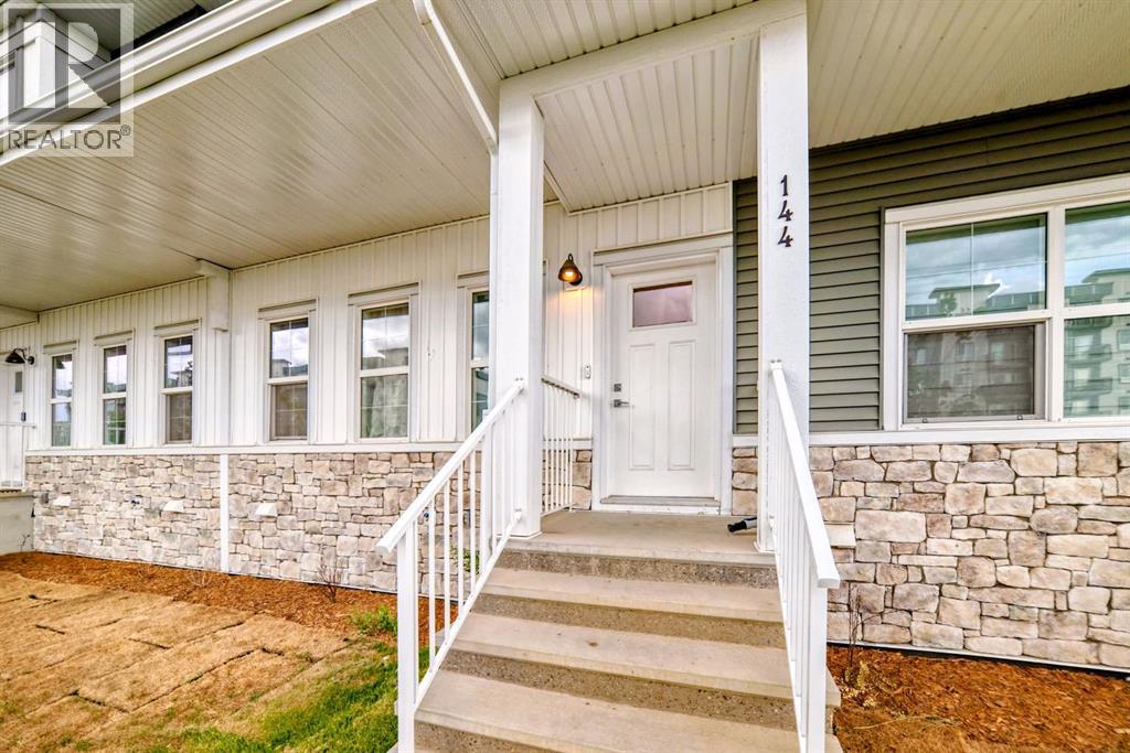 144 Merganser Drive W, Chestermere, Alberta T1X 2S5 - Photo 2 - A2301339