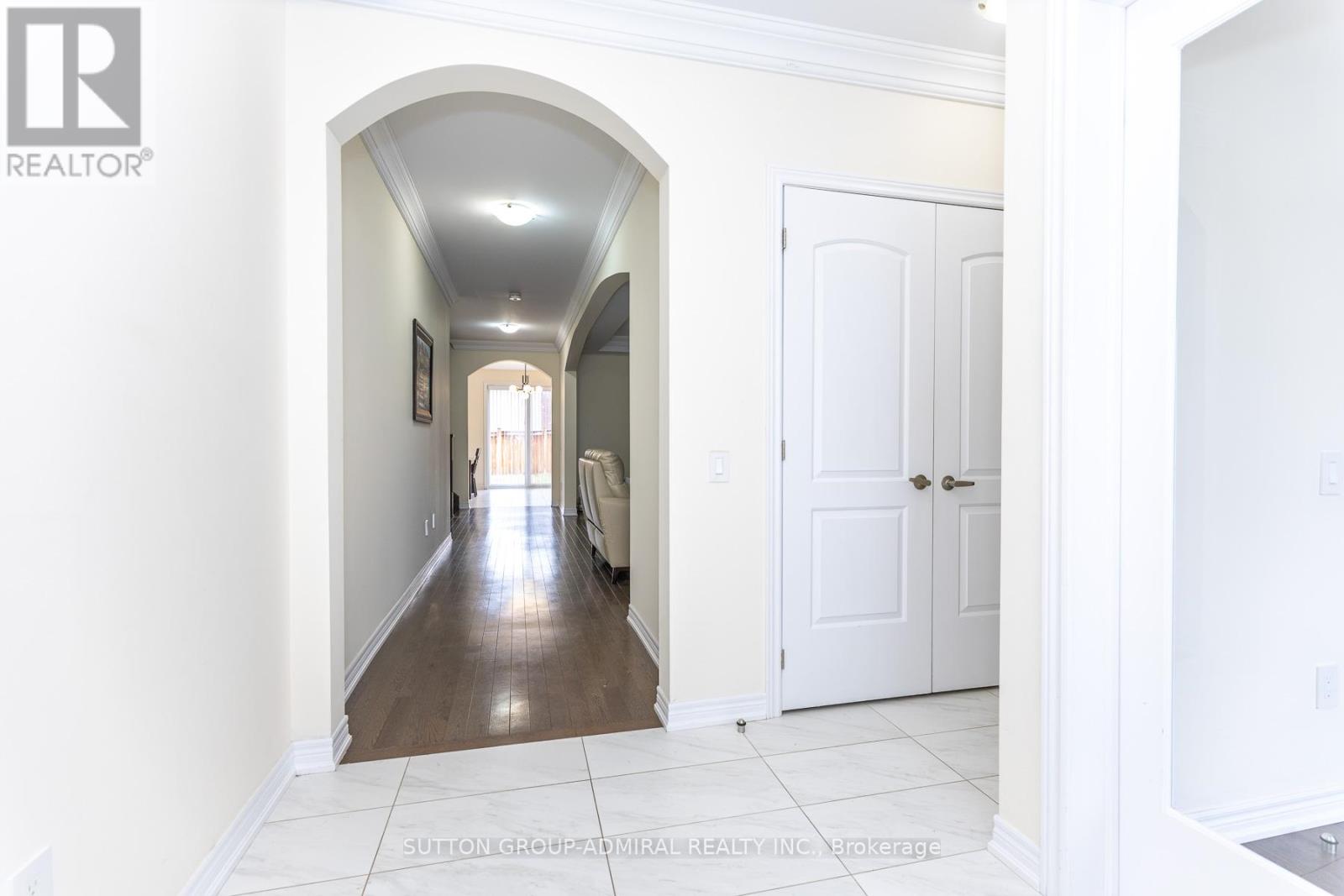 30 Albert Spencer Avenue, Caledon, Ontario  L7C 4G4 - Photo 5 - W13002860