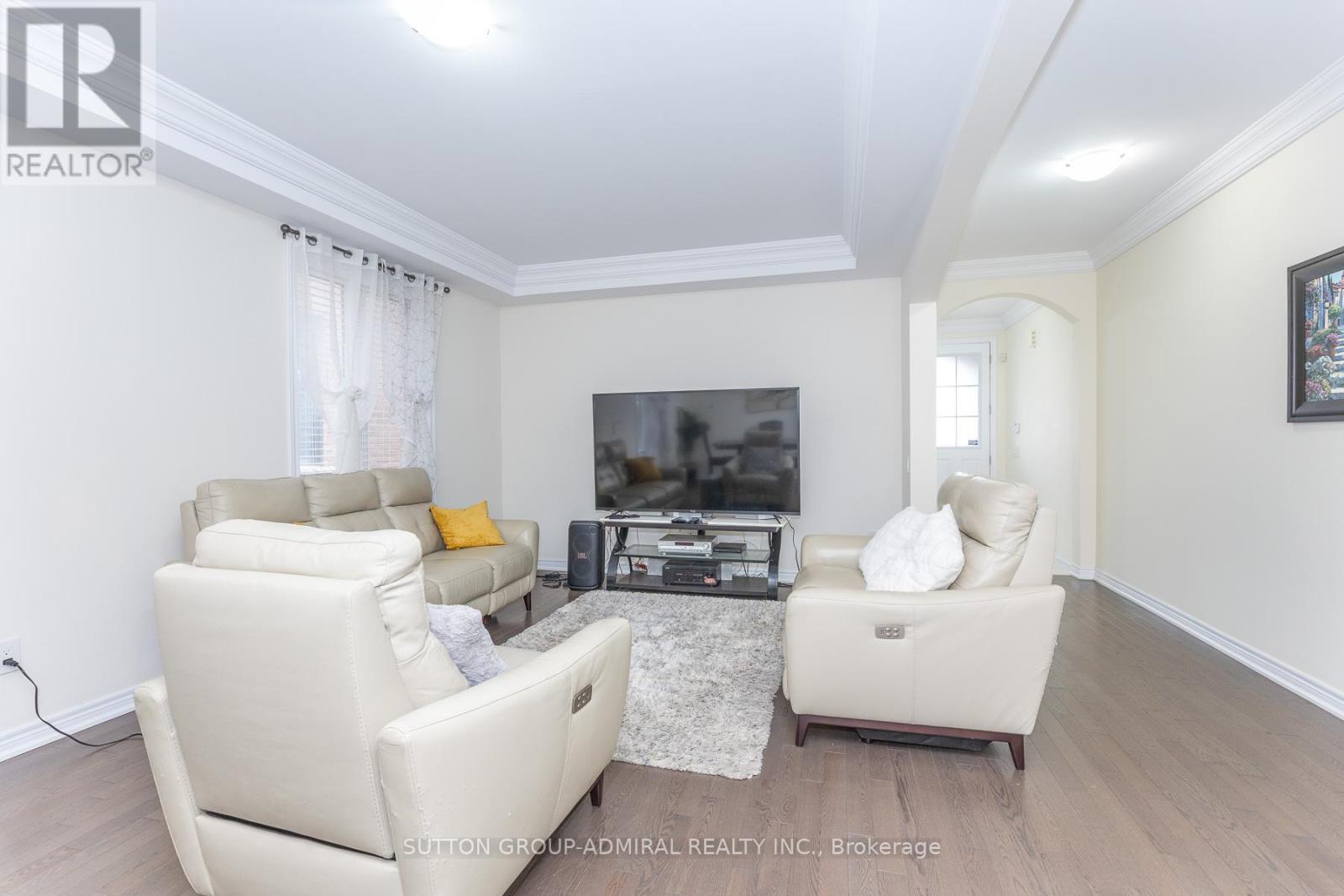 30 Albert Spencer Avenue, Caledon, Ontario  L7C 4G4 - Photo 7 - W13002860