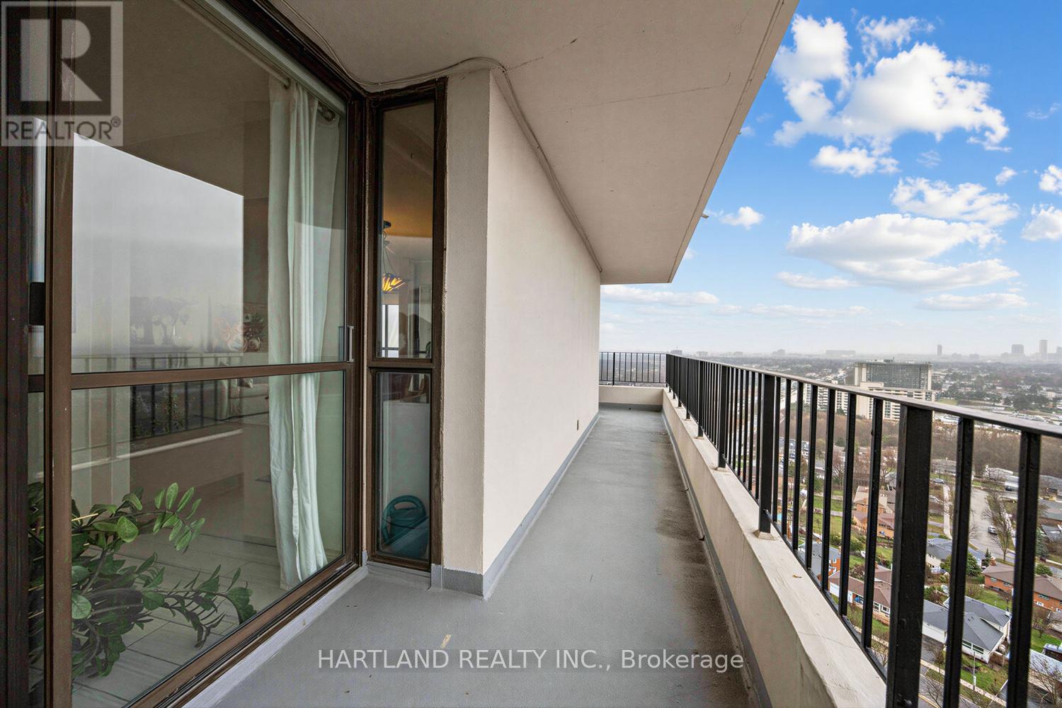 2409 - 1333 Bloor Street, Mississauga, Ontario  L4Y 3T6 - Photo 25 - W13002876