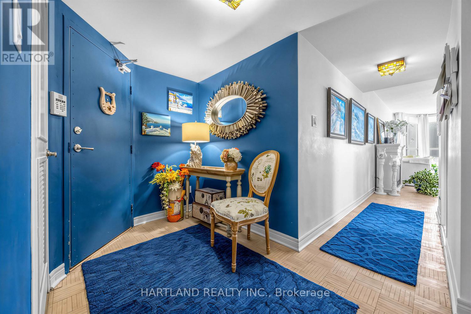 2409 - 1333 Bloor Street, Mississauga, Ontario  L4Y 3T6 - Photo 3 - W13002876