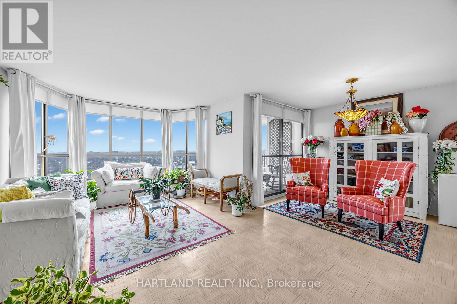 2409 - 1333 Bloor Street, Mississauga, Ontario  L4Y 3T6 - Photo 4 - W13002876