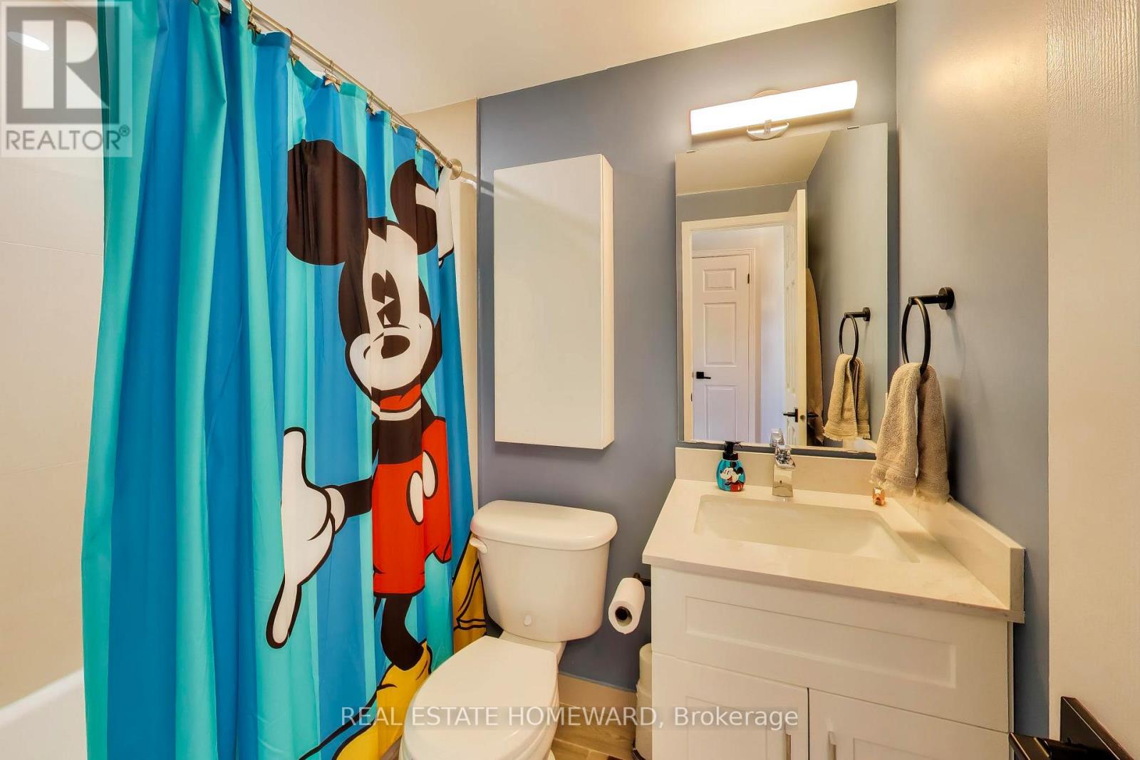 3375 Fenwick Crescent, Mississauga, Ontario  L5L 5N5 - Photo 19 - W13002932