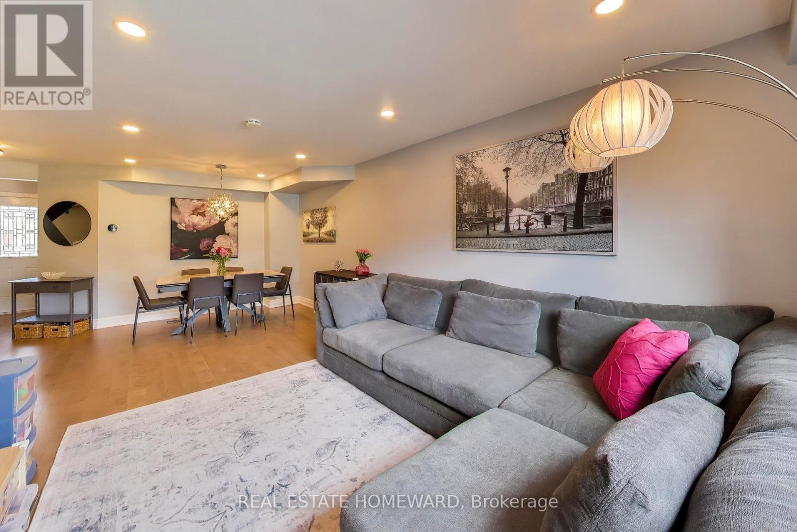 3375 Fenwick Crescent, Mississauga, Ontario  L5L 5N5 - Photo 5 - W13002932