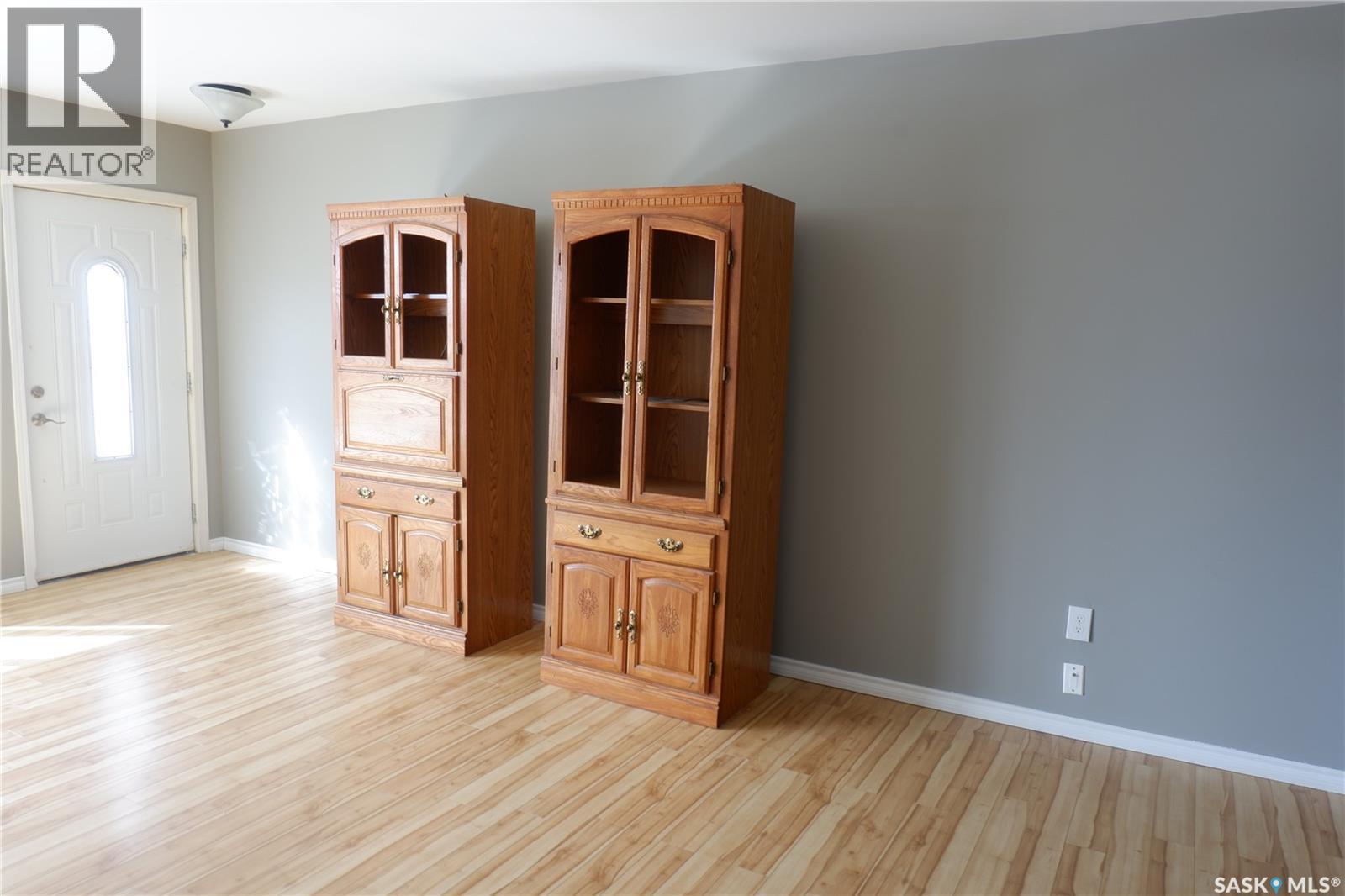 600 Railway Avenue E, Assiniboia, Saskatchewan  S0H 0B0 - Photo 8 - SK033012