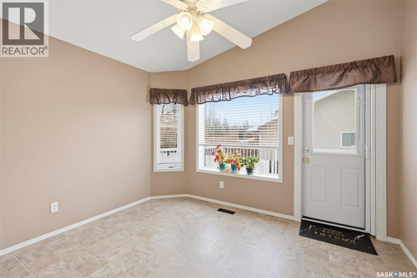 106 Lashyn Cove, Saskatoon, Saskatchewan  S7N 4S2 - Photo 17 - SK032695