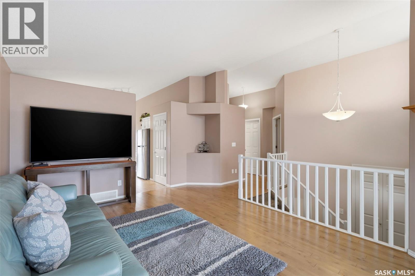 106 Lashyn Cove, Saskatoon, Saskatchewan  S7N 4S2 - Photo 9 - SK032695