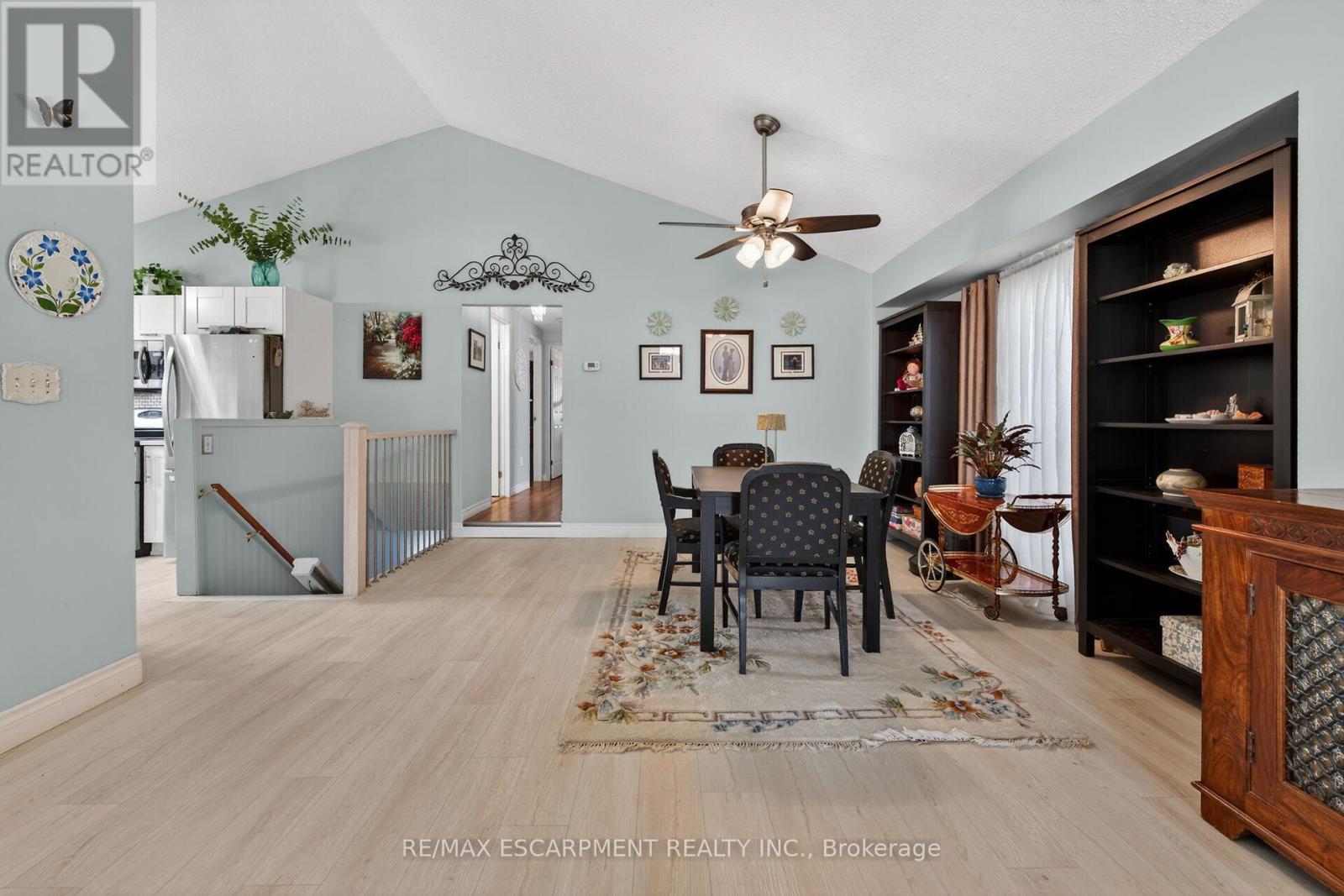 23 Juliebeth Drive, Hamilton, Ontario  L9B 2N6 - Photo 11 - X13002844